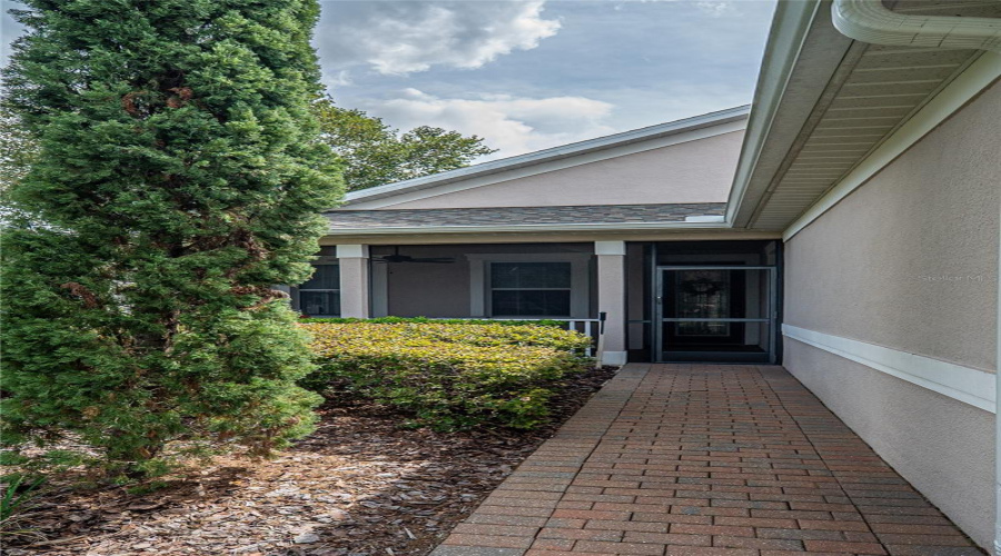 Groveland, Florida 34736, 2 Bedroom Bedrooms, ,2 Bathroombathrooms,Residential,For Sale,Flame Vine,0,Mfrg5117000