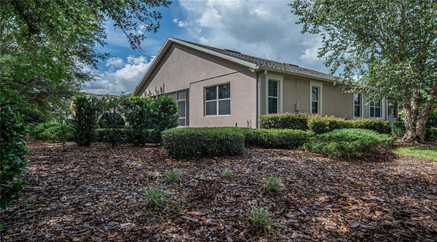 Groveland, Florida 34736, 2 Bedroom Bedrooms, ,2 Bathroombathrooms,Residential,For Sale,Flame Vine,0,Mfrg5117000