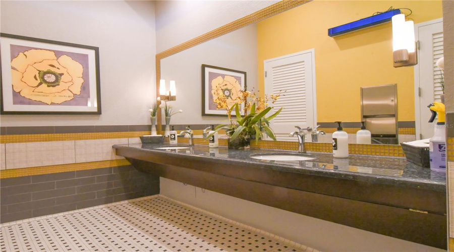 Groveland, Florida 34736, 2 Bedroom Bedrooms, ,2 Bathroombathrooms,Residential,For Sale,Flame Vine,0,Mfrg5117000