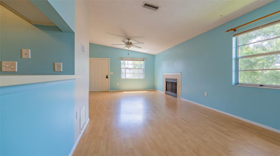 Bradenton, Florida 34210, 2 Bedroom Bedrooms, ,2 Bathroombathrooms,Residential,For Sale,59Th,0,Mfra4697824