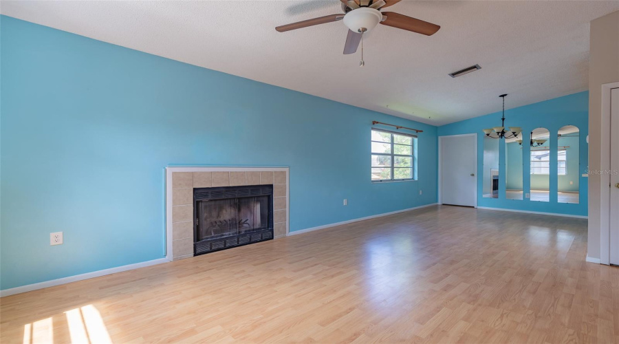 Bradenton, Florida 34210, 2 Bedroom Bedrooms, ,2 Bathroombathrooms,Residential,For Sale,59Th,0,Mfra4697824