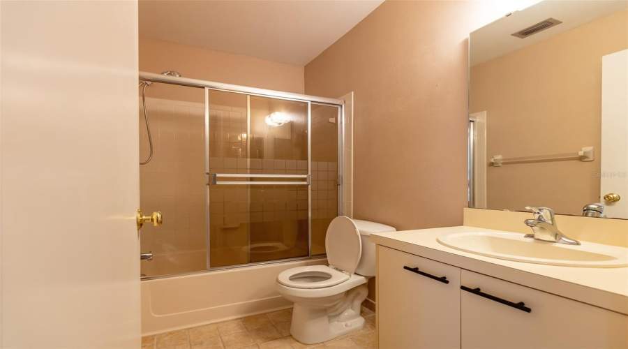 Bradenton, Florida 34210, 2 Bedroom Bedrooms, ,2 Bathroombathrooms,Residential,For Sale,59Th,0,Mfra4697824