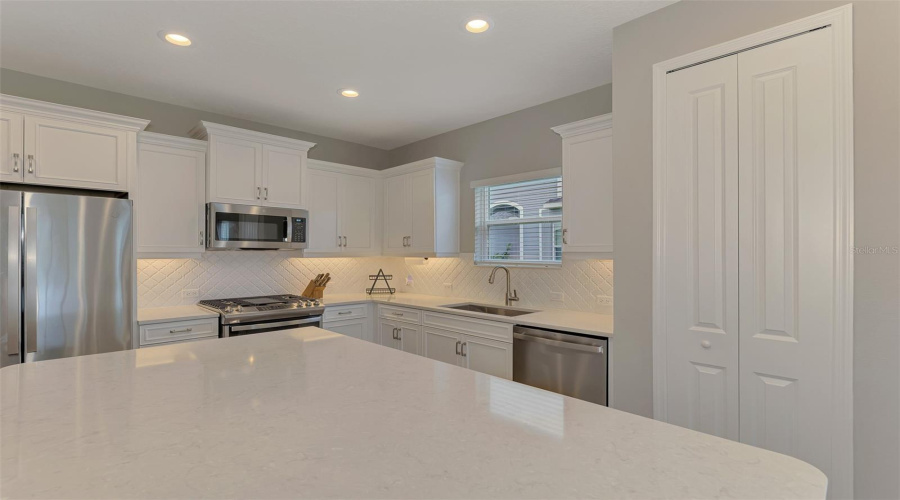 Parrish, Florida 34219, 2 Bedroom Bedrooms, ,2 Bathroombathrooms,Residential,For Sale,Willow Bend,0,Mfra4701562