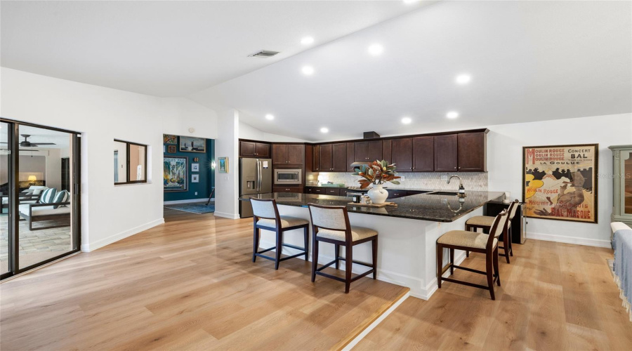 Lutz, Florida 33548, 4 Bedroom Bedrooms, ,2 Bathroombathrooms,Residential,For Sale,Clear Lake,0,Mfrtb8542395