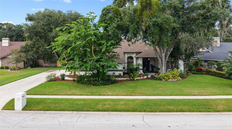 Lutz, Florida 33548, 4 Bedroom Bedrooms, ,2 Bathroombathrooms,Residential,For Sale,Clear Lake,0,Mfrtb8542395