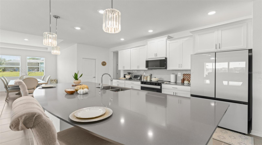 Mount Dora, Florida 32757, 4 Bedroom Bedrooms, ,3 Bathroombathrooms,Residential,For Sale,Claystone,0,Mfro6434444