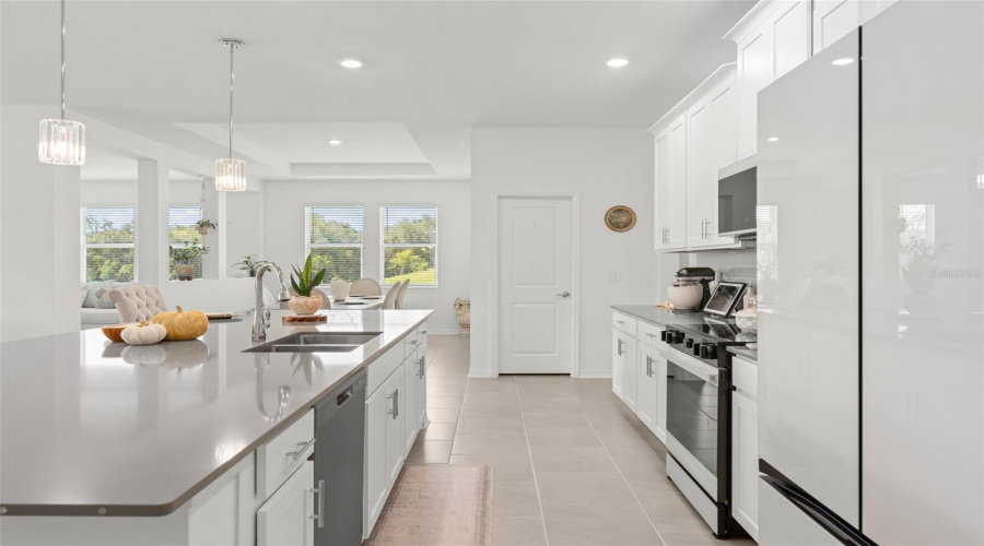 Mount Dora, Florida 32757, 4 Bedroom Bedrooms, ,3 Bathroombathrooms,Residential,For Sale,Claystone,0,Mfro6434444