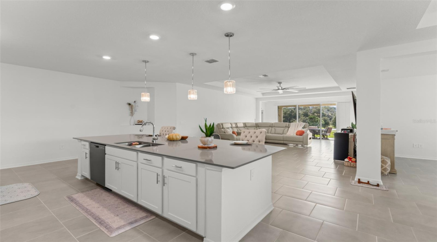 Mount Dora, Florida 32757, 4 Bedroom Bedrooms, ,3 Bathroombathrooms,Residential,For Sale,Claystone,0,Mfro6434444