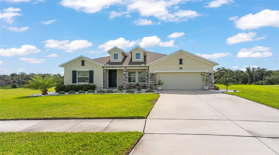 Mount Dora, Florida 32757, 4 Bedroom Bedrooms, ,3 Bathroombathrooms,Residential,For Sale,Claystone,0,Mfro6434444