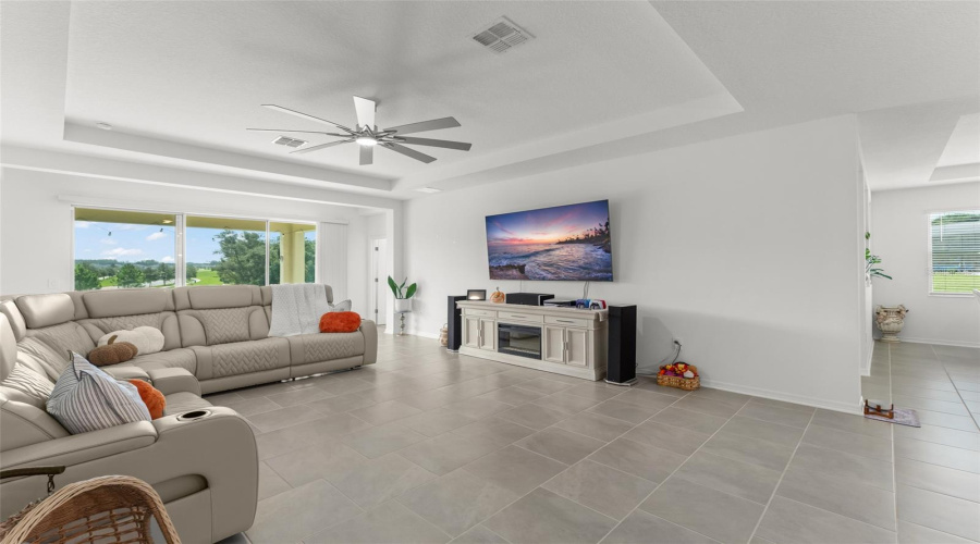 Mount Dora, Florida 32757, 4 Bedroom Bedrooms, ,3 Bathroombathrooms,Residential,For Sale,Claystone,0,Mfro6434444