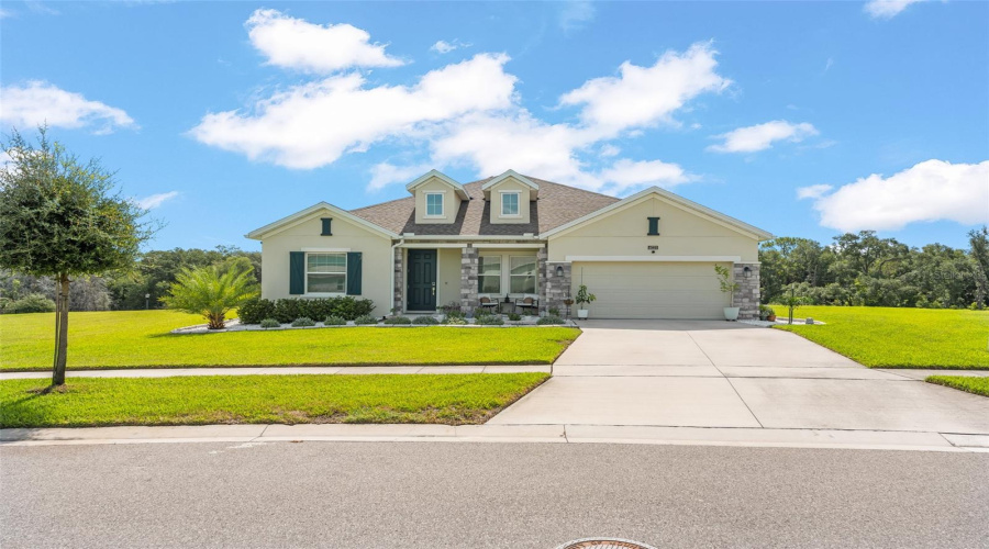 Mount Dora, Florida 32757, 4 Bedroom Bedrooms, ,3 Bathroombathrooms,Residential,For Sale,Claystone,0,Mfro6434444