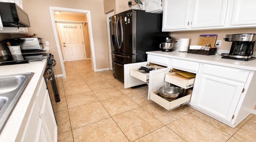 Lakeland, Florida 33810, 3 Bedroom Bedrooms, ,2 Bathroombathrooms,Residential,For Sale,Highland Fairways,0,Mfrl4964584