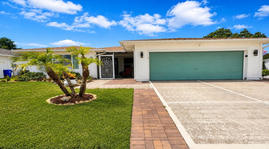 Lakeland, Florida 33810, 3 Bedroom Bedrooms, ,2 Bathroombathrooms,Residential,For Sale,Highland Fairways,0,Mfrl4964584