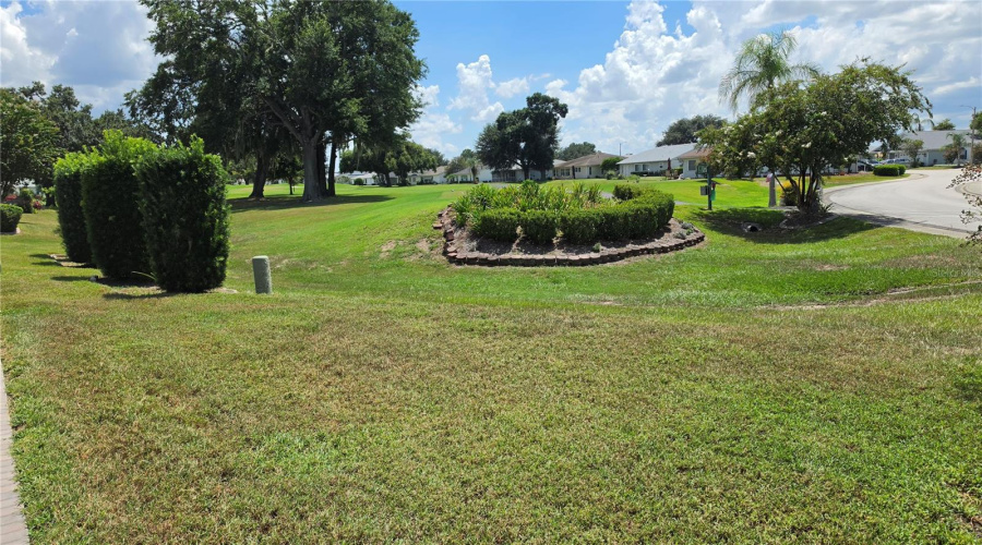 Lakeland, Florida 33810, 3 Bedroom Bedrooms, ,2 Bathroombathrooms,Residential,For Sale,Highland Fairways,0,Mfrl4964584