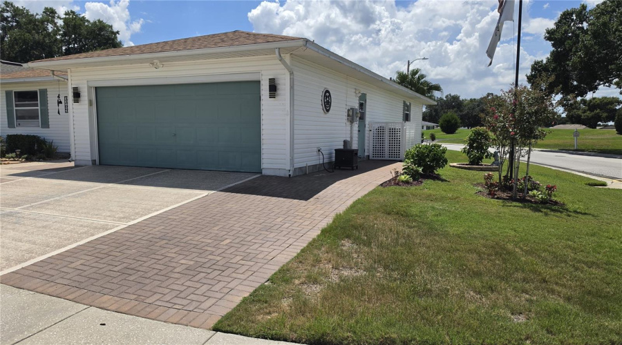 Lakeland, Florida 33810, 3 Bedroom Bedrooms, ,2 Bathroombathrooms,Residential,For Sale,Highland Fairways,0,Mfrl4964584
