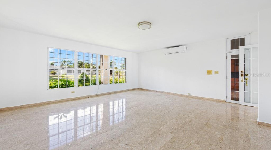 San Juan, Puerto Rico 00927, 4 Bedroom Bedrooms, ,4 Bathroombathrooms,Residential,For Sale,1906 Cll Orquidea,0,Mfrpr9115868