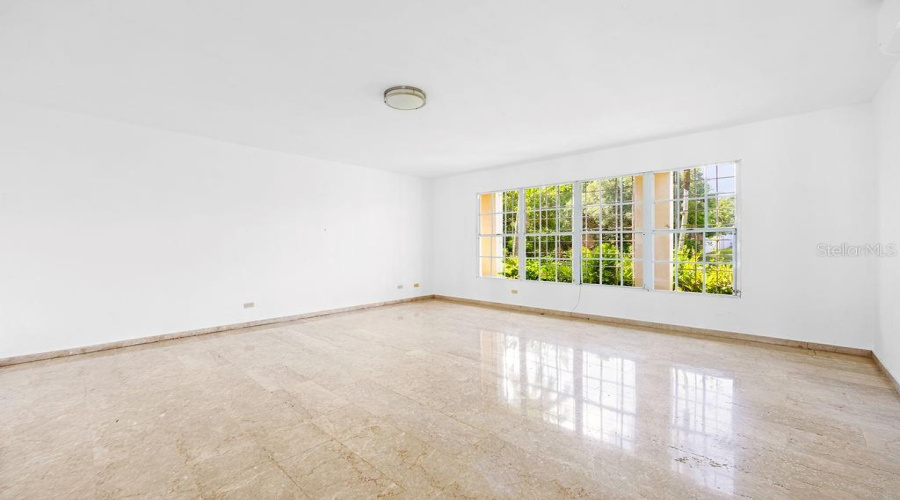 San Juan, Puerto Rico 00927, 4 Bedroom Bedrooms, ,4 Bathroombathrooms,Residential,For Sale,1906 Cll Orquidea,0,Mfrpr9115868