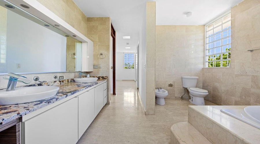 San Juan, Puerto Rico 00927, 4 Bedroom Bedrooms, ,4 Bathroombathrooms,Residential,For Sale,1906 Cll Orquidea,0,Mfrpr9115868