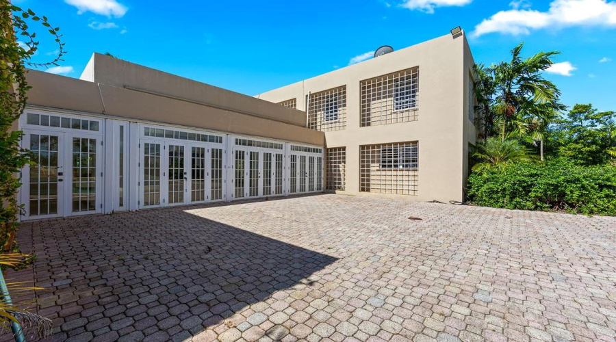 San Juan, Puerto Rico 00927, 4 Bedroom Bedrooms, ,4 Bathroombathrooms,Residential,For Sale,1906 Cll Orquidea,0,Mfrpr9115868