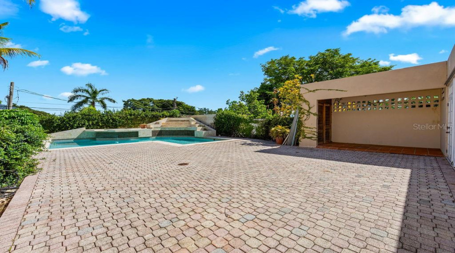 San Juan, Puerto Rico 00927, 4 Bedroom Bedrooms, ,4 Bathroombathrooms,Residential,For Sale,1906 Cll Orquidea,0,Mfrpr9115868