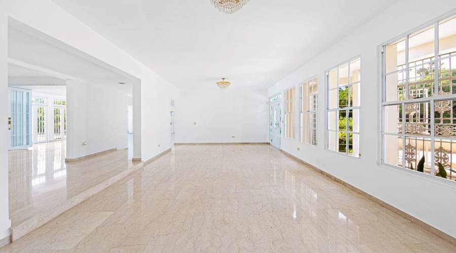 San Juan, Puerto Rico 00927, 4 Bedroom Bedrooms, ,4 Bathroombathrooms,Residential,For Sale,1906 Cll Orquidea,0,Mfrpr9115868
