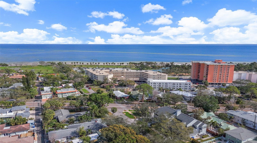 St Petersburg, Florida 33701, 1 Bedroom Bedrooms, ,1 Bathroombathrooms,Residential,For Sale,Shore,0,Mfrtb8352095