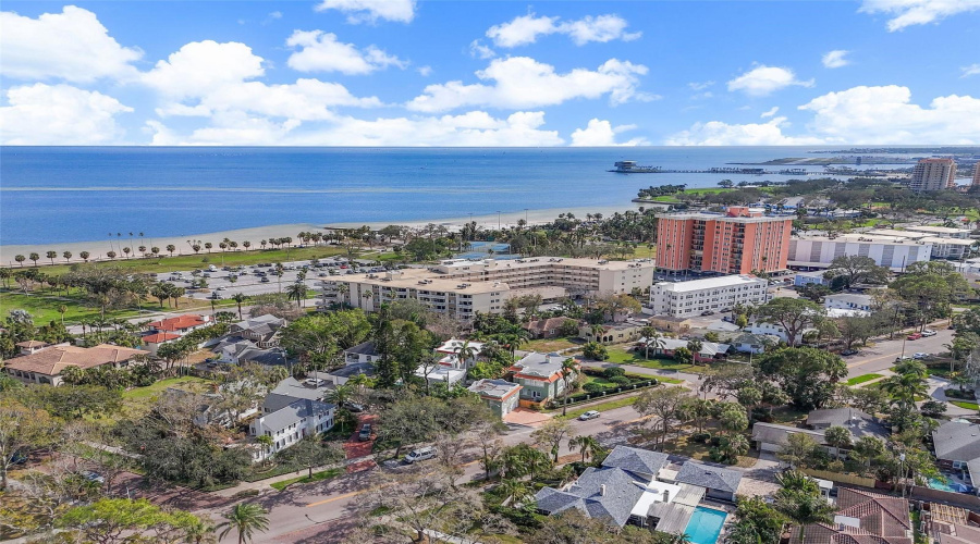 St Petersburg, Florida 33701, 1 Bedroom Bedrooms, ,1 Bathroombathrooms,Residential,For Sale,Shore,0,Mfrtb8352095