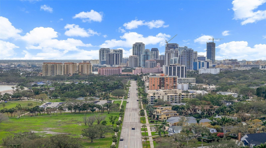 St Petersburg, Florida 33701, 1 Bedroom Bedrooms, ,1 Bathroombathrooms,Residential,For Sale,Shore,0,Mfrtb8352095