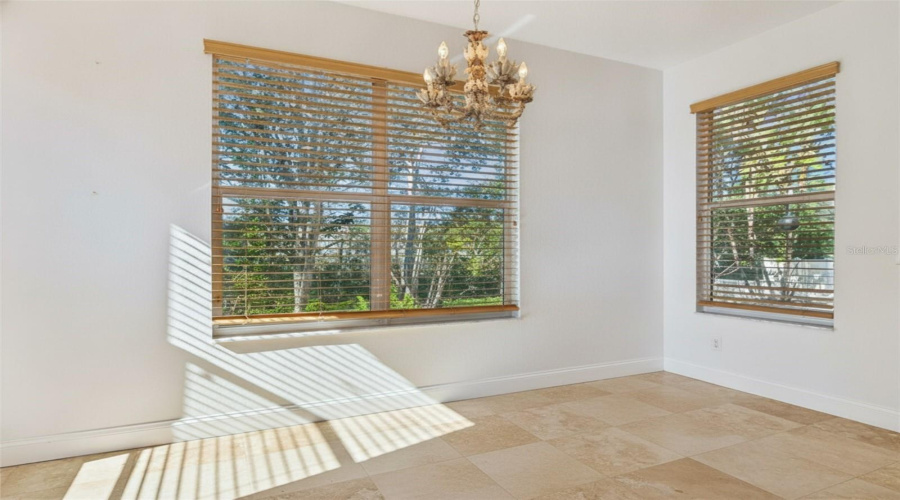 Tarpon Springs, Florida 34689, 5 Bedroom Bedrooms, ,3 Bathroombathrooms,Residential,For Sale,Longview,0,Mfrtb8465717
