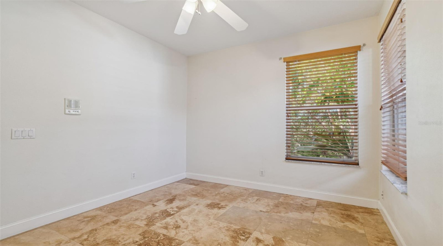 Tarpon Springs, Florida 34689, 5 Bedroom Bedrooms, ,3 Bathroombathrooms,Residential,For Sale,Longview,0,Mfrtb8465717