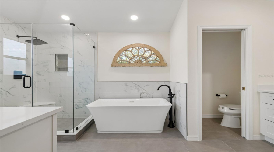 Tarpon Springs, Florida 34689, 5 Bedroom Bedrooms, ,3 Bathroombathrooms,Residential,For Sale,Longview,0,Mfrtb8465717