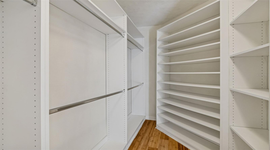 Tarpon Springs, Florida 34689, 5 Bedroom Bedrooms, ,3 Bathroombathrooms,Residential,For Sale,Longview,0,Mfrtb8465717