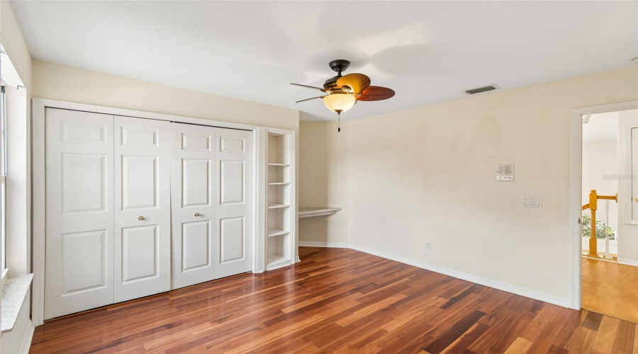 Tarpon Springs, Florida 34689, 5 Bedroom Bedrooms, ,3 Bathroombathrooms,Residential,For Sale,Longview,0,Mfrtb8465717