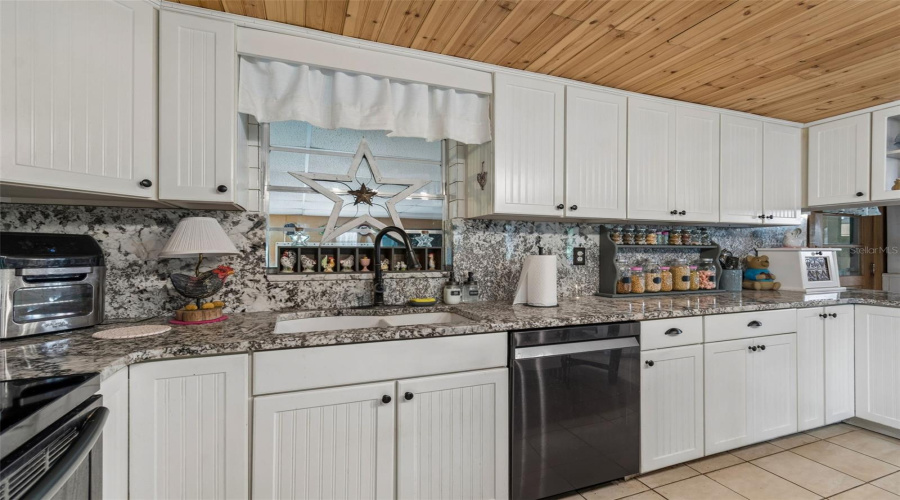 Webster, Florida 33597, 3 Bedroom Bedrooms, ,2 Bathroombathrooms,Residential,For Sale,51St,0,Mfrtb8523489