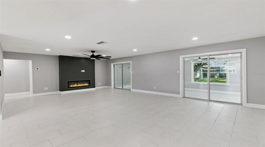 Orlando, Florida 32821, 3 Bedroom Bedrooms, ,2 Bathroombathrooms,Residential,For Sale,Watertown,0,Mfro6417324