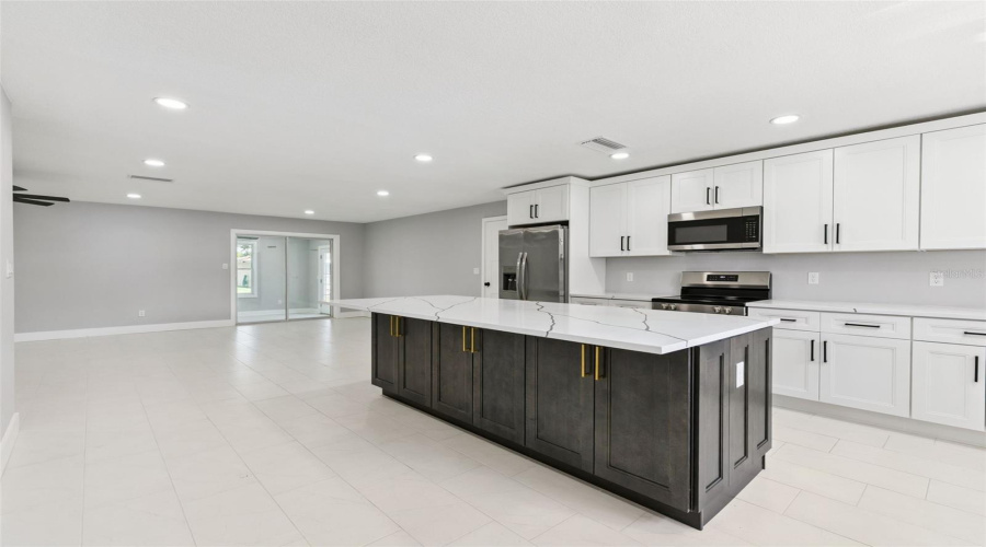 Orlando, Florida 32821, 3 Bedroom Bedrooms, ,2 Bathroombathrooms,Residential,For Sale,Watertown,0,Mfro6417324
