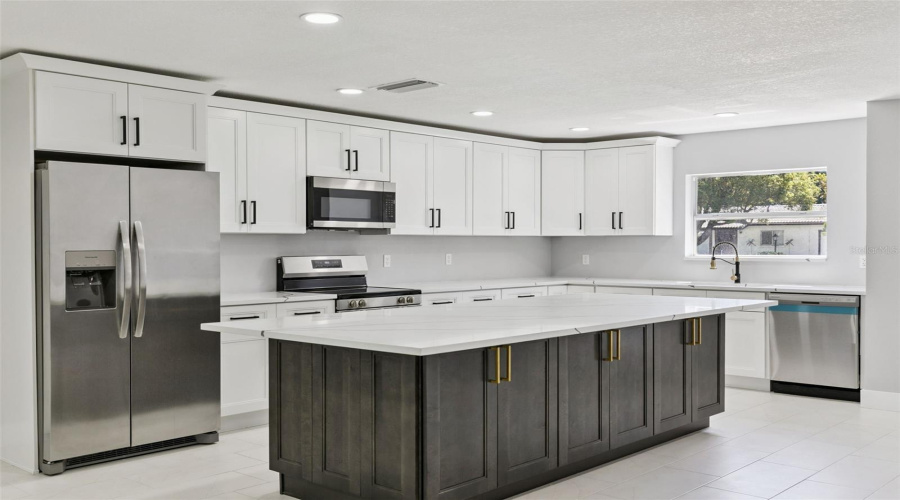Orlando, Florida 32821, 3 Bedroom Bedrooms, ,2 Bathroombathrooms,Residential,For Sale,Watertown,0,Mfro6417324