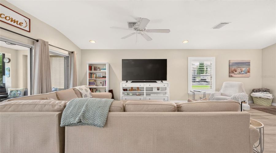 Summerfield, Florida 34491, 2 Bedroom Bedrooms, ,2 Bathroombathrooms,Residential,For Sale,93Rd,0,Mfrom731084