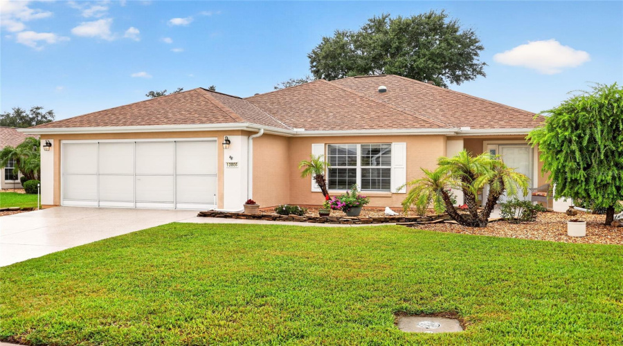 Summerfield, Florida 34491, 2 Bedroom Bedrooms, ,2 Bathroombathrooms,Residential,For Sale,93Rd,0,Mfrom731084