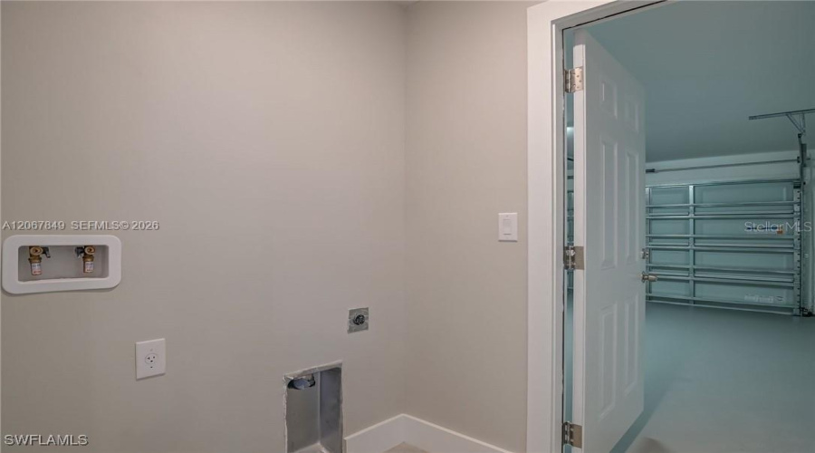 Cape Coral, Florida 33993, 3 Bedroom Bedrooms, ,2 Bathroombathrooms,Residential,For Sale,El Dorado Blvd N,0,Mfrs5155580