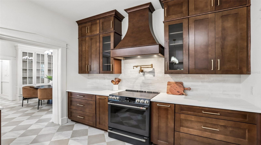 Brandon, Florida 33511, 4 Bedroom Bedrooms, ,5 Bathroombathrooms,Residential,For Sale,Morfield,0,Mfrtb8510882