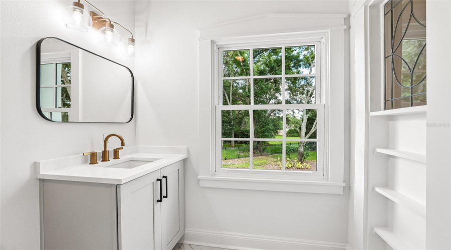 Brandon, Florida 33511, 4 Bedroom Bedrooms, ,5 Bathroombathrooms,Residential,For Sale,Morfield,0,Mfrtb8510882