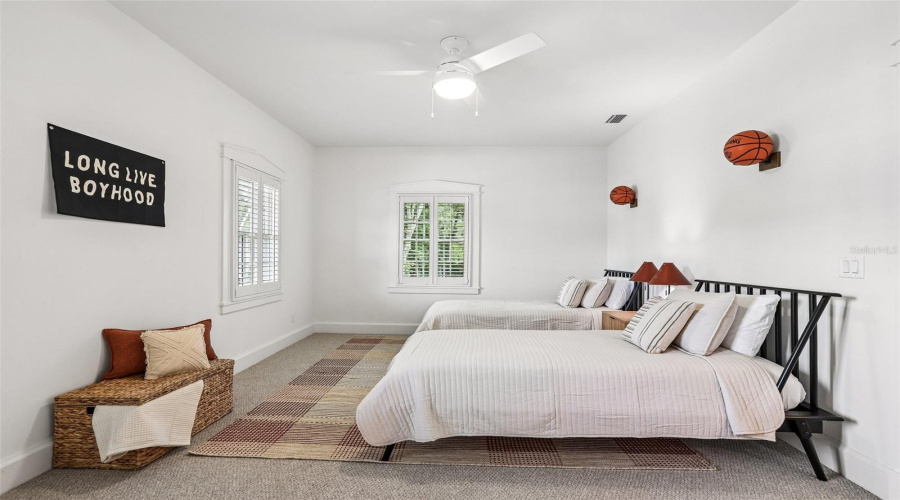 Brandon, Florida 33511, 4 Bedroom Bedrooms, ,5 Bathroombathrooms,Residential,For Sale,Morfield,0,Mfrtb8510882