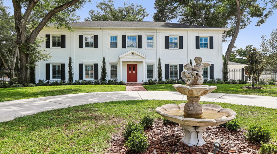 Brandon, Florida 33511, 4 Bedroom Bedrooms, ,5 Bathroombathrooms,Residential,For Sale,Morfield,0,Mfrtb8510882