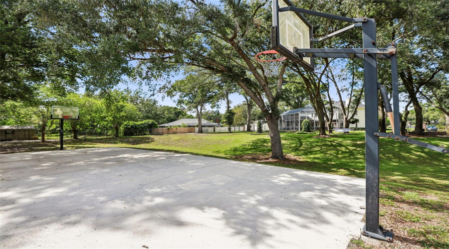 Brandon, Florida 33511, 4 Bedroom Bedrooms, ,5 Bathroombathrooms,Residential,For Sale,Morfield,0,Mfrtb8510882