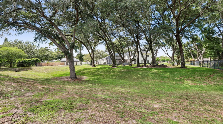 Brandon, Florida 33511, 4 Bedroom Bedrooms, ,5 Bathroombathrooms,Residential,For Sale,Morfield,0,Mfrtb8510882