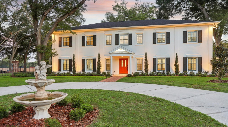 Brandon, Florida 33511, 4 Bedroom Bedrooms, ,5 Bathroombathrooms,Residential,For Sale,Morfield,0,Mfrtb8510882