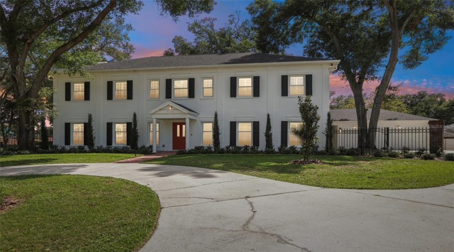 Brandon, Florida 33511, 4 Bedroom Bedrooms, ,5 Bathroombathrooms,Residential,For Sale,Morfield,0,Mfrtb8510882