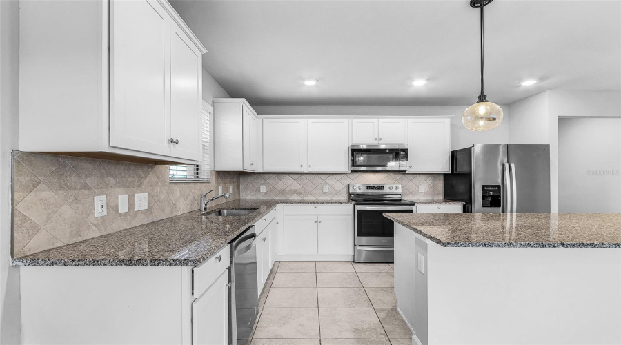 North Fort Myers, Florida 33917, 4 Bedroom Bedrooms, ,2 Bathroombathrooms,Residential,For Sale,Beachberry,0,Mfro6401451