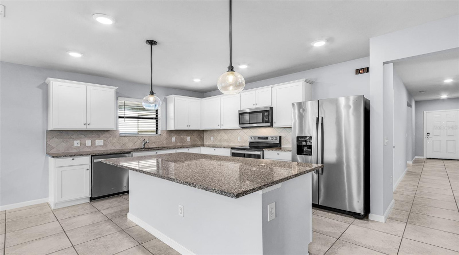North Fort Myers, Florida 33917, 4 Bedroom Bedrooms, ,2 Bathroombathrooms,Residential,For Sale,Beachberry,0,Mfro6401451